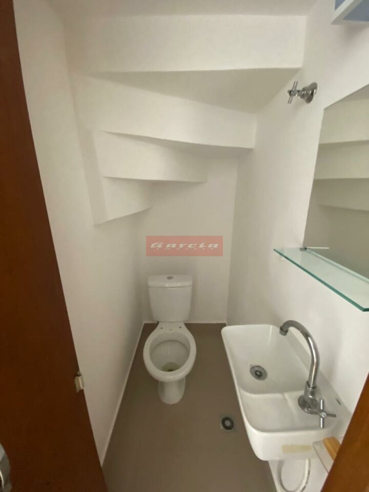 Sobrado para Venda - JARDIM SABARÁ