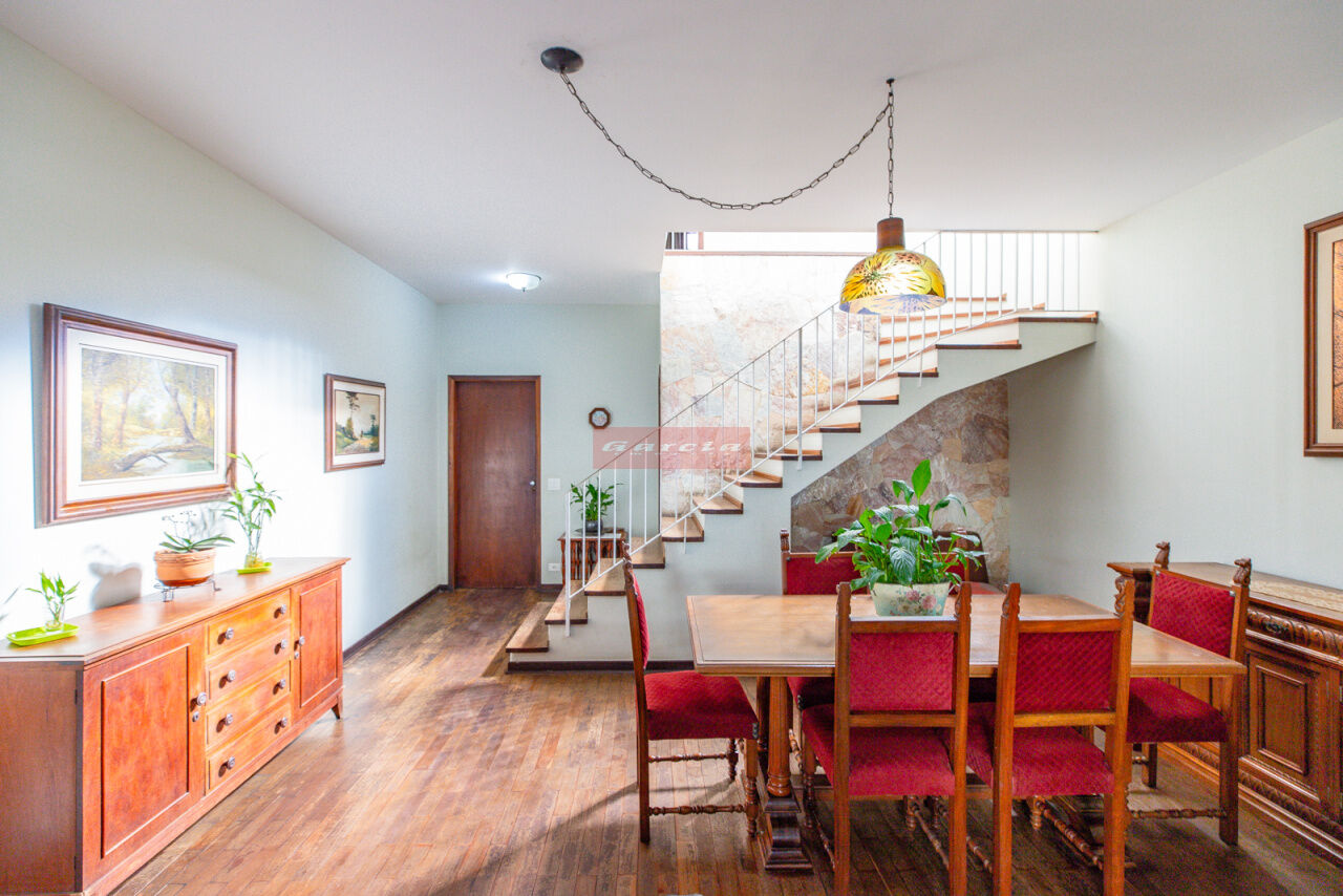 Casa Assobradada para Venda - JARDIM SANTO AMARO