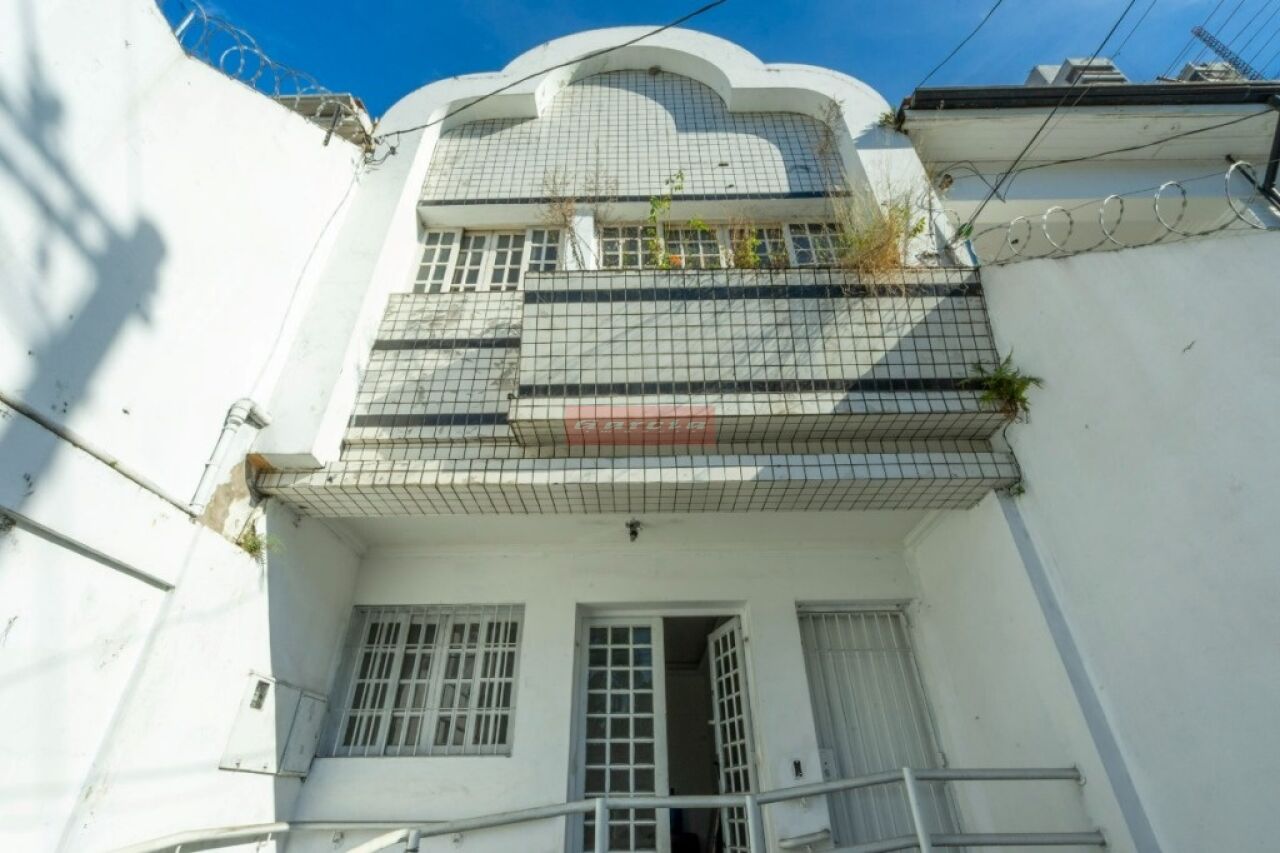 Casa Assobradada para Venda - SANTO AMARO
