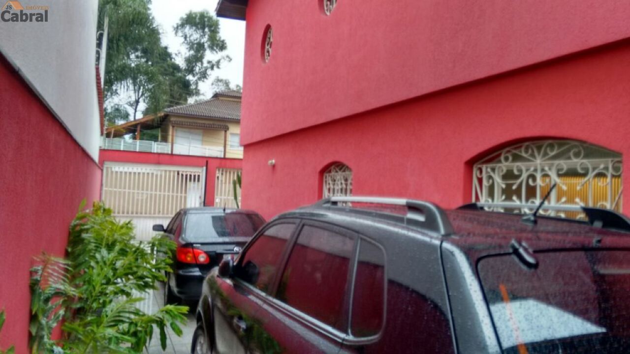 Casa Assobradada para Venda - JARDIM GUAPIRA