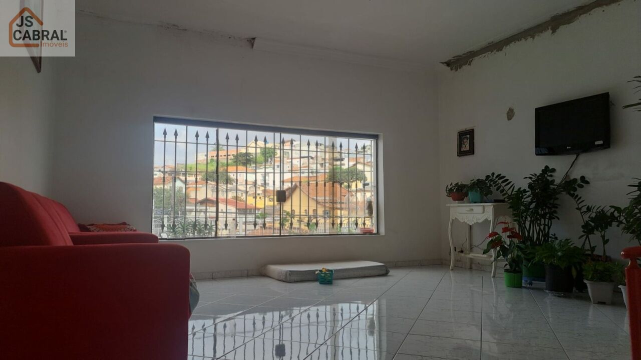 Casa Assobradada para Venda - PARADA INGLESA