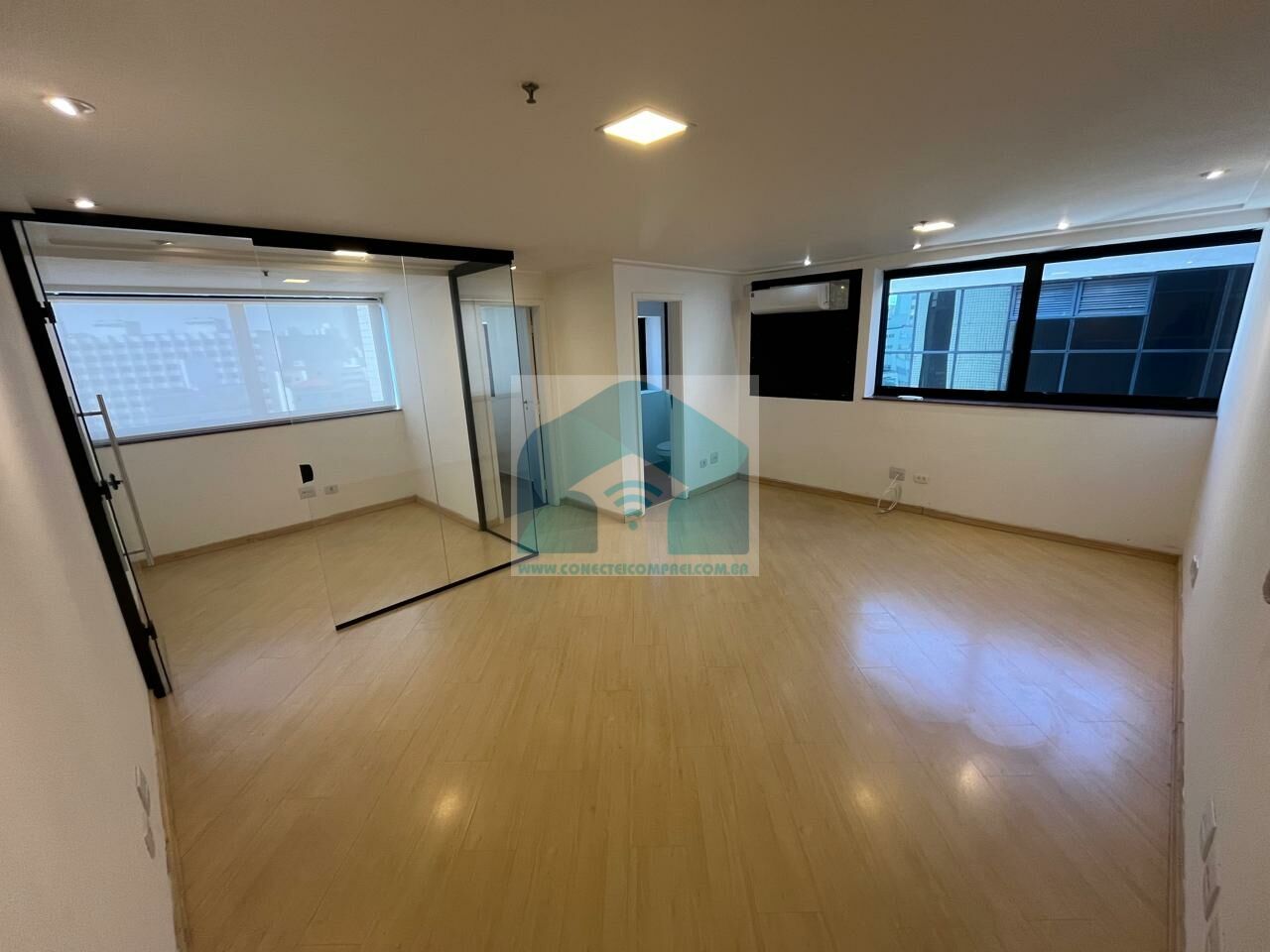 Conj. Comercial para Venda - Santa Cecília