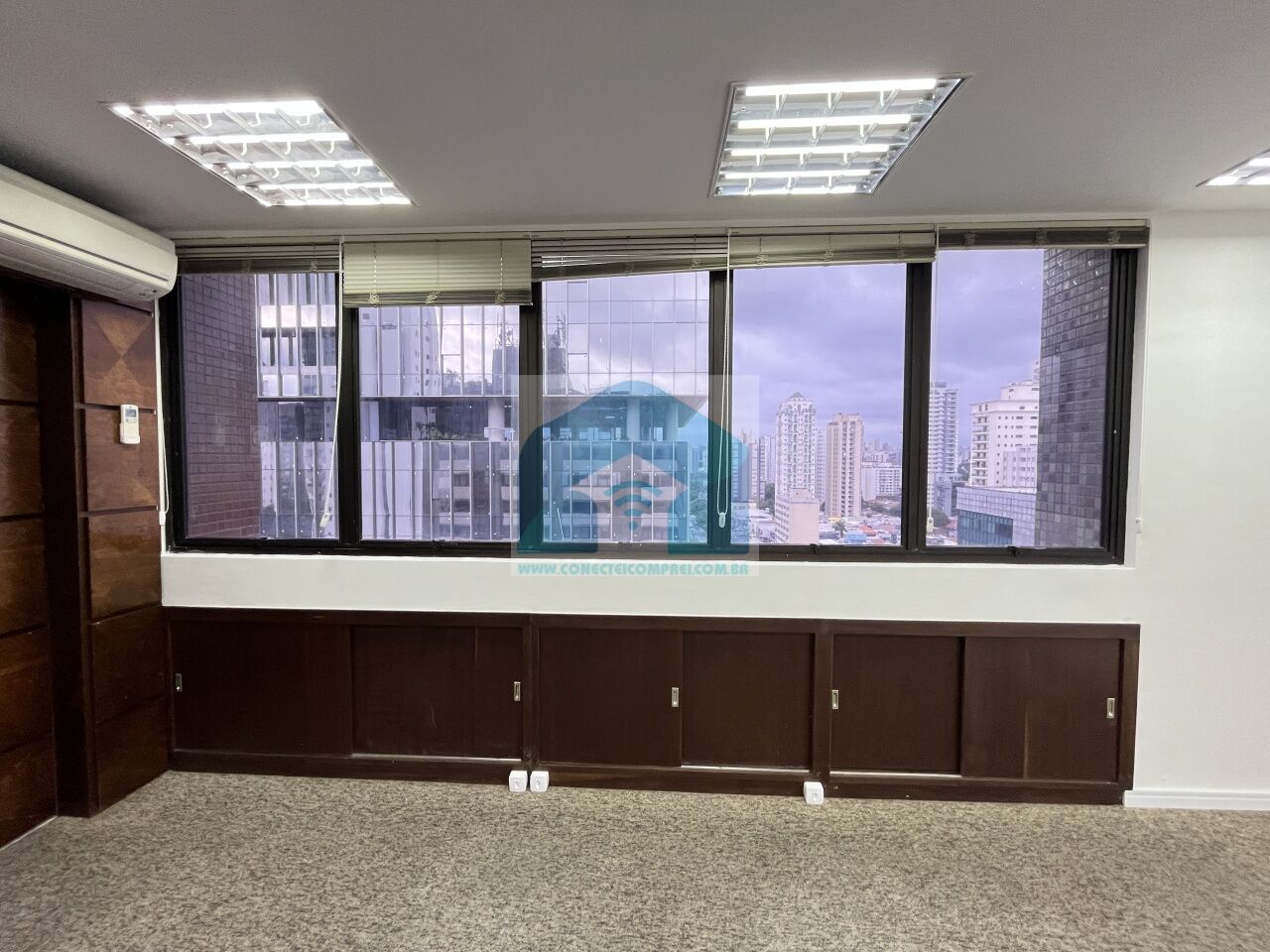 Conj. Comercial para Locação - Campo Belo