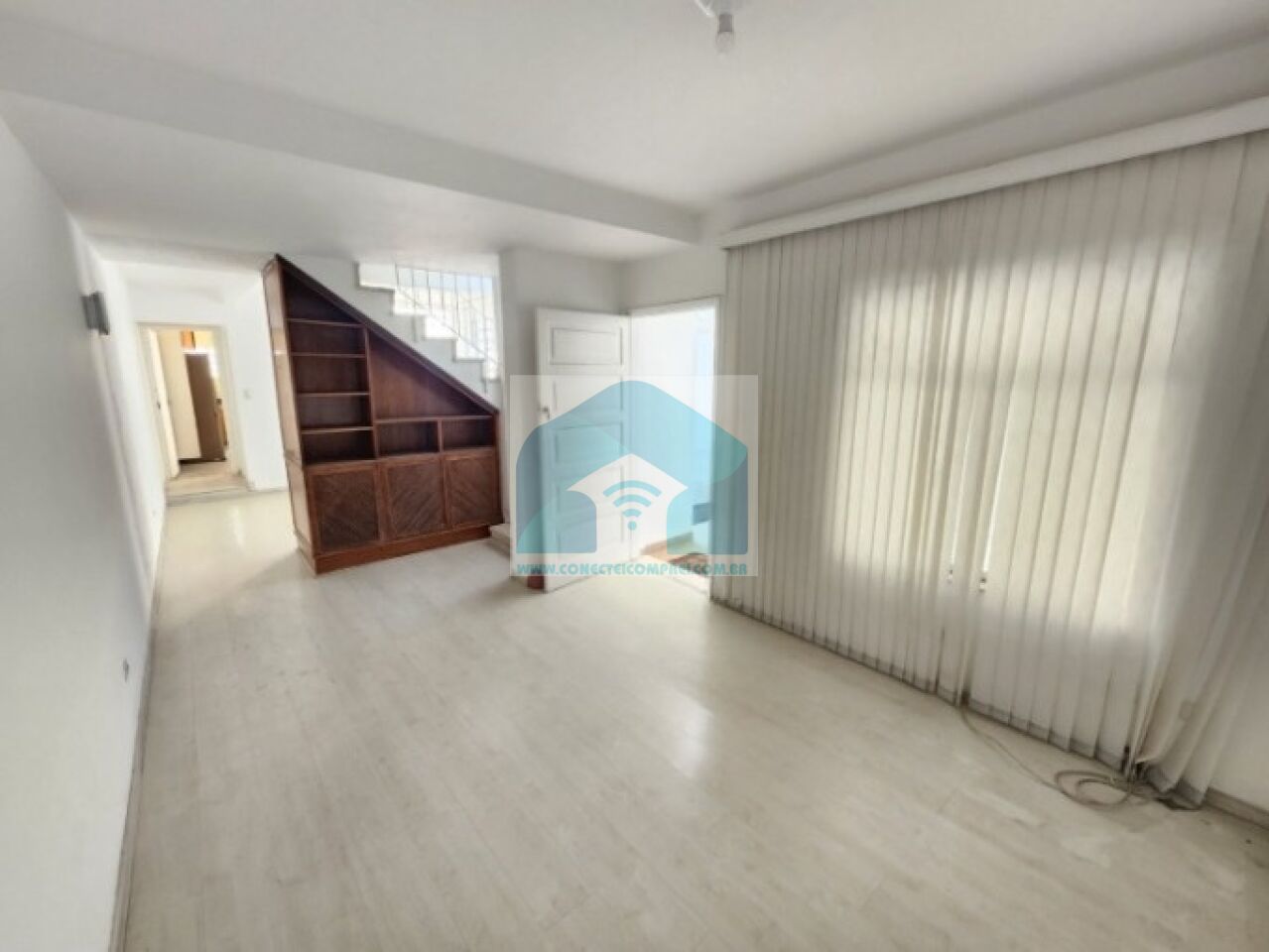 Casa Assobradada para Venda - Jardim Aeroporto