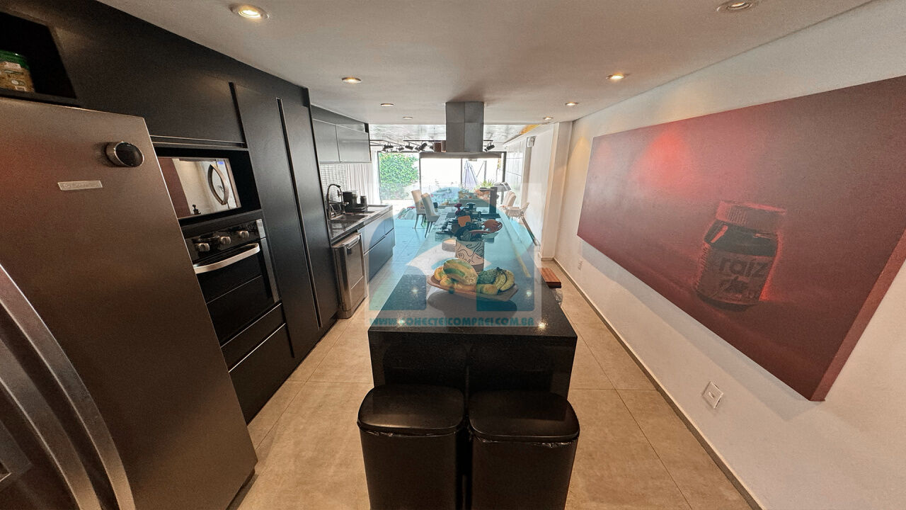 Casa Assobradada para Venda - Jardim Aeroporto