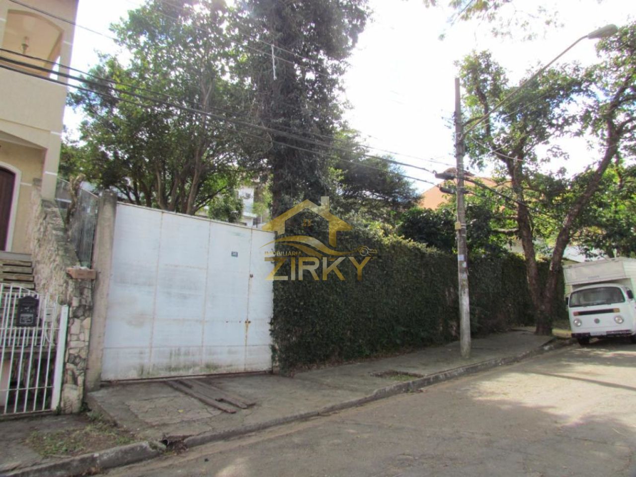 Terreno para Venda - Jardim Santa Mena