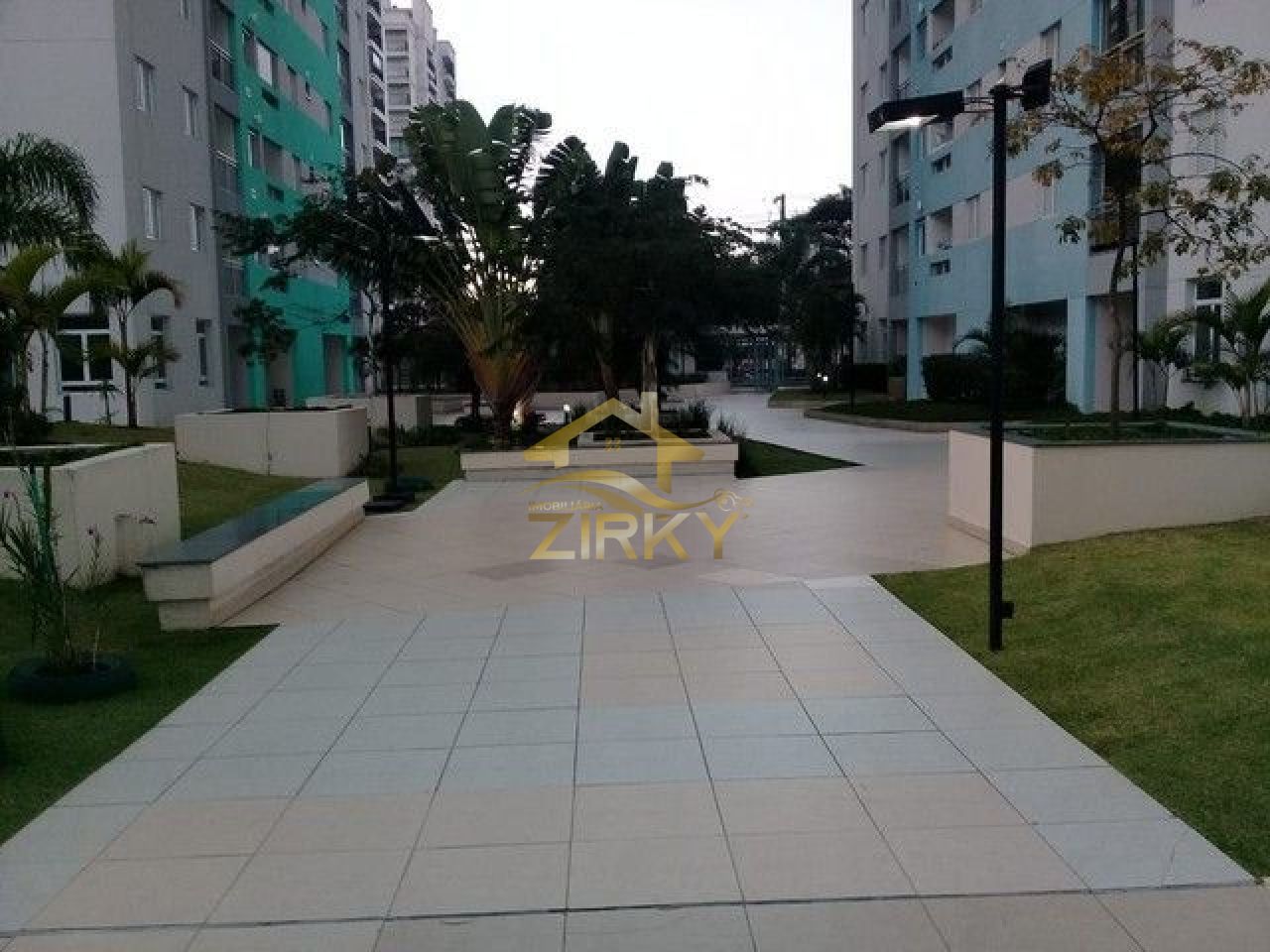 Apartamento para Venda - Jardim Flor da Montanha