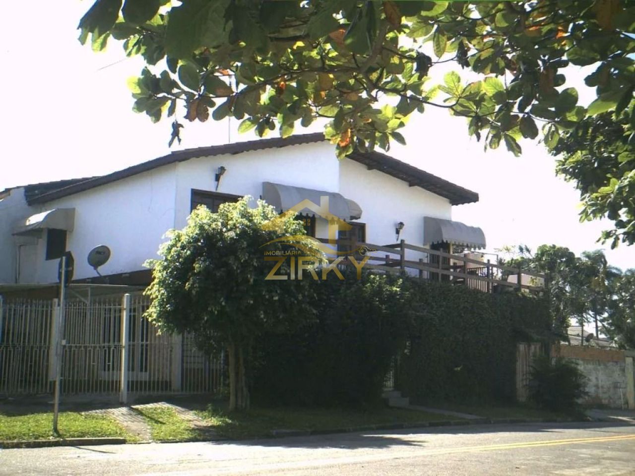 Sobrado para Venda - Jardim Vila Galvão
