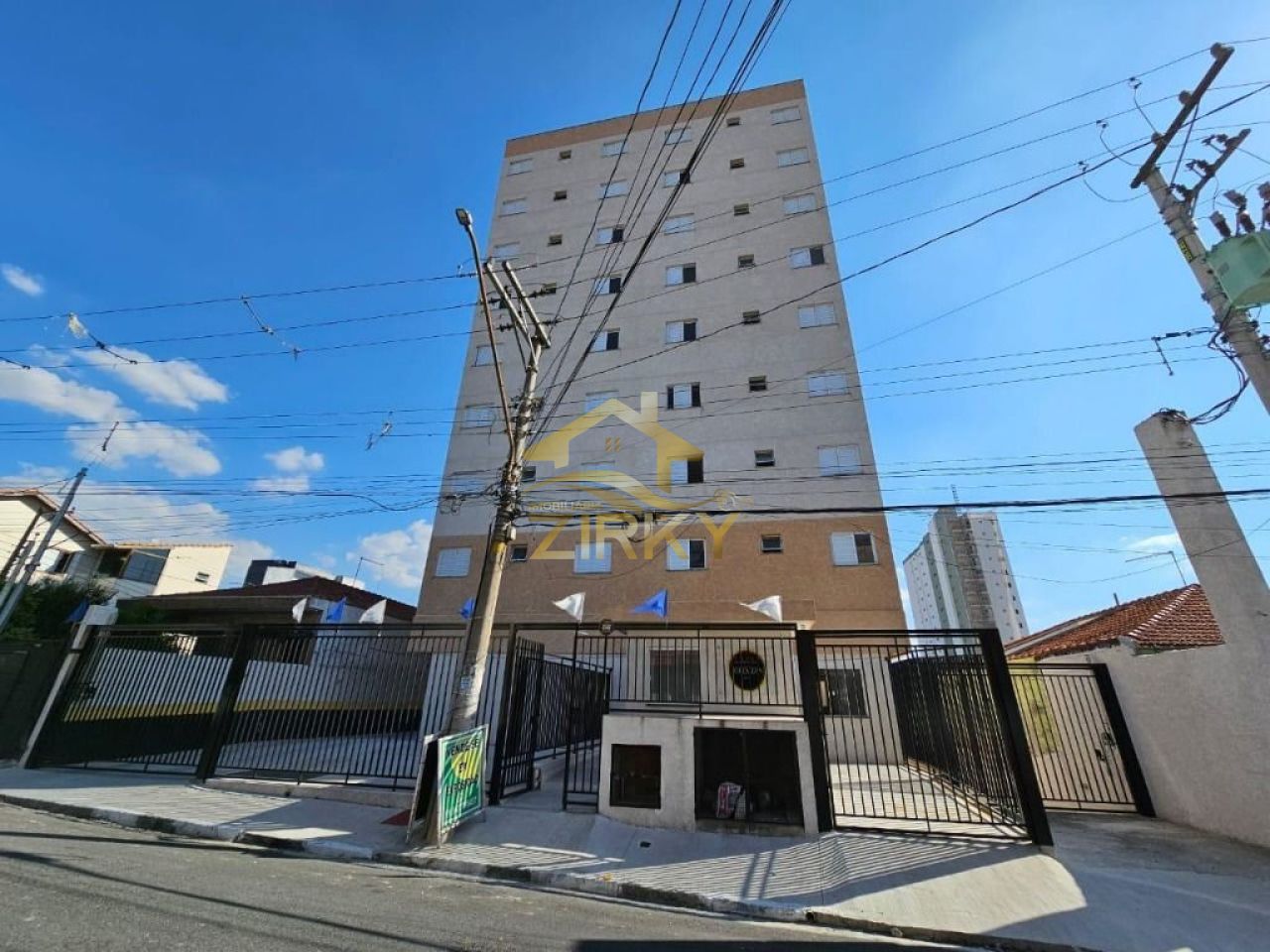 Apartamento para Venda - Vila Galvão
