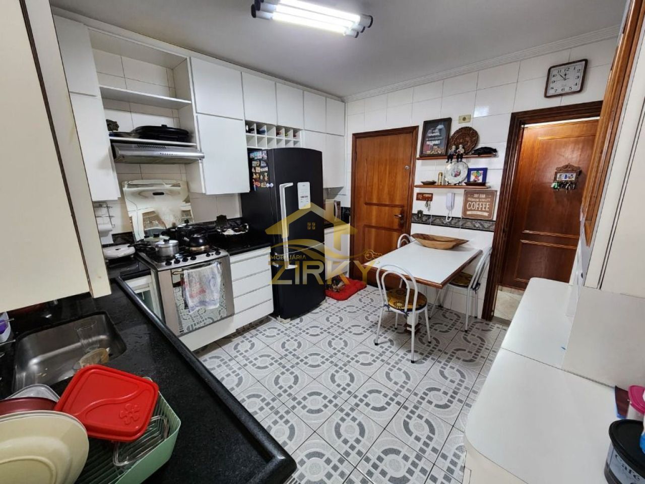 Apartamento para Venda - Bom Clima