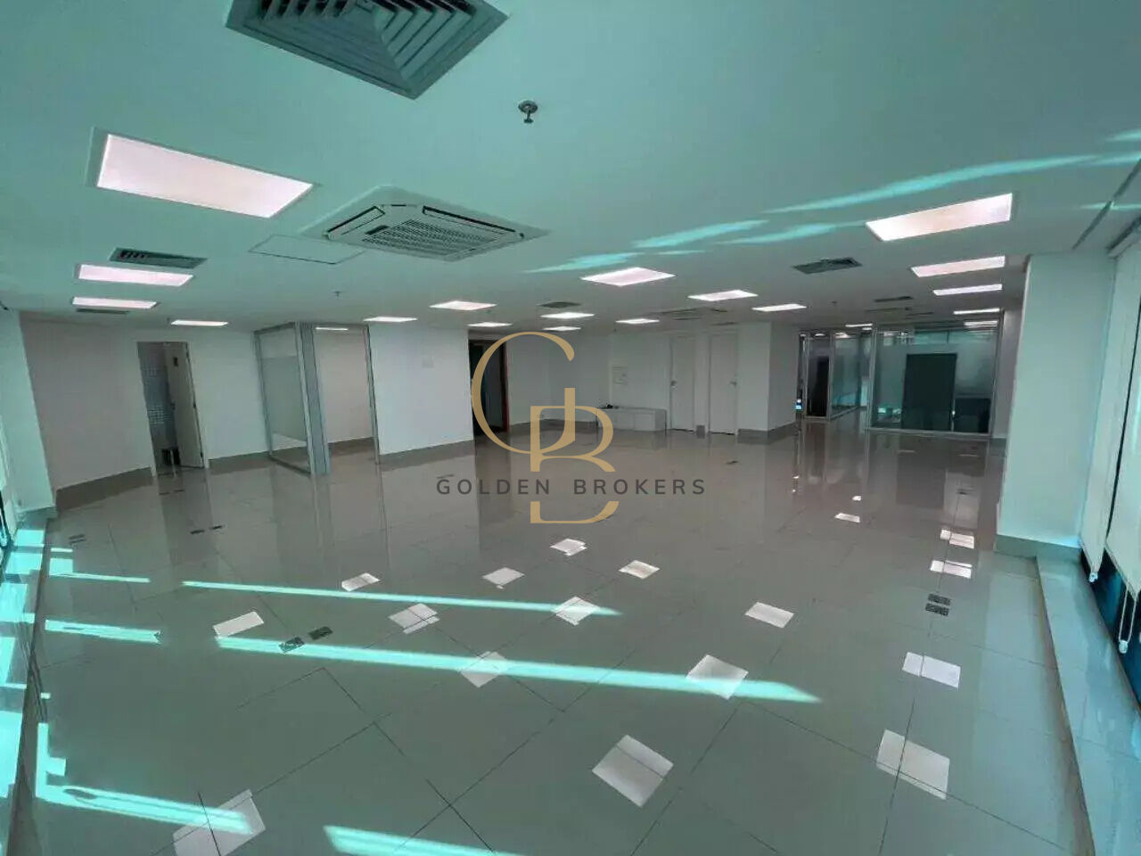 Conjunto Comercial para Locação - Moema