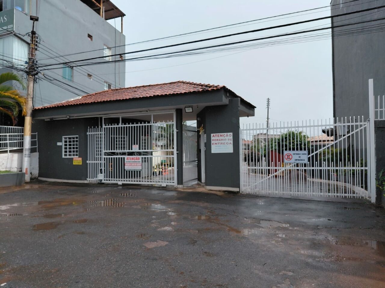 Casa em Condomínio para Venda - Setor Habitacional Contagem Sobradinho