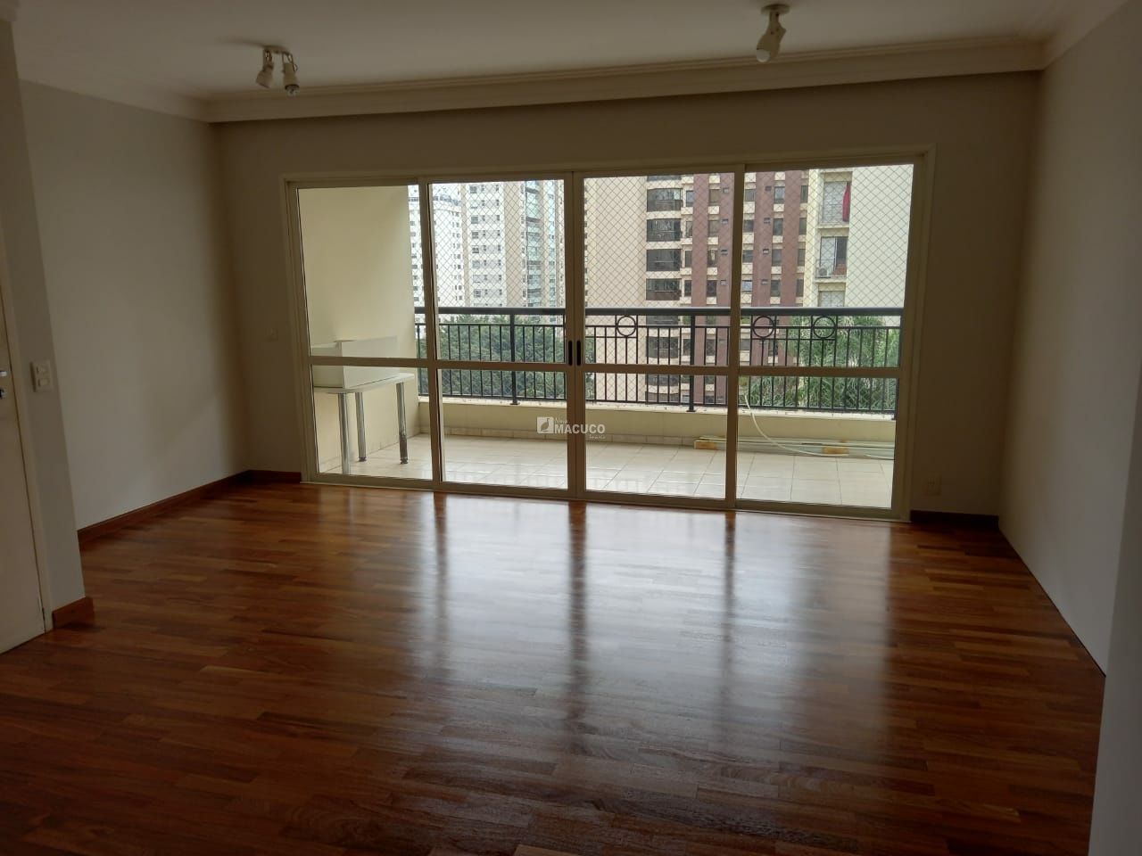 Apartamento para Venda - Moema
