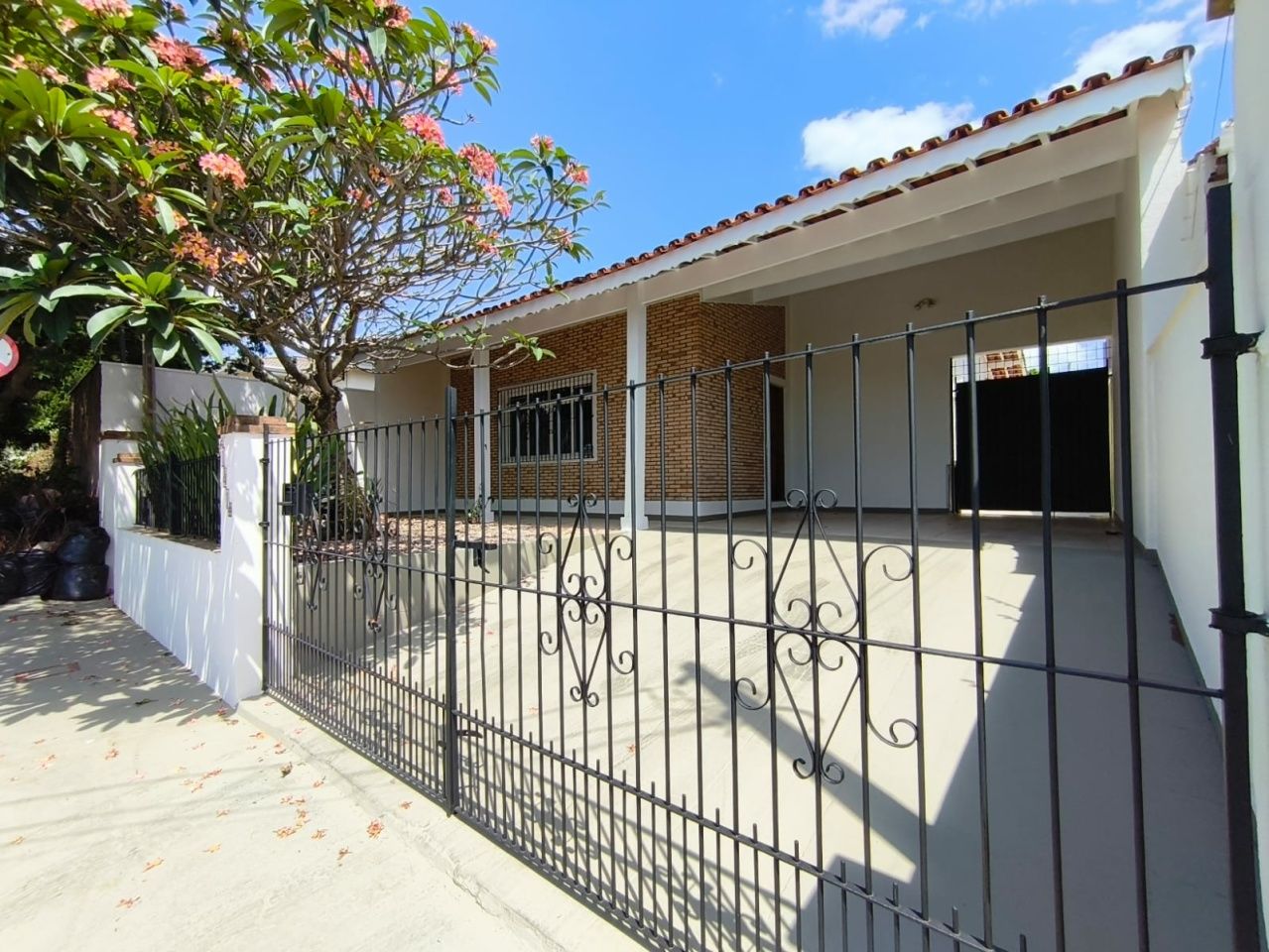 Casa para Locação - Vila Esperia ou Giglio
