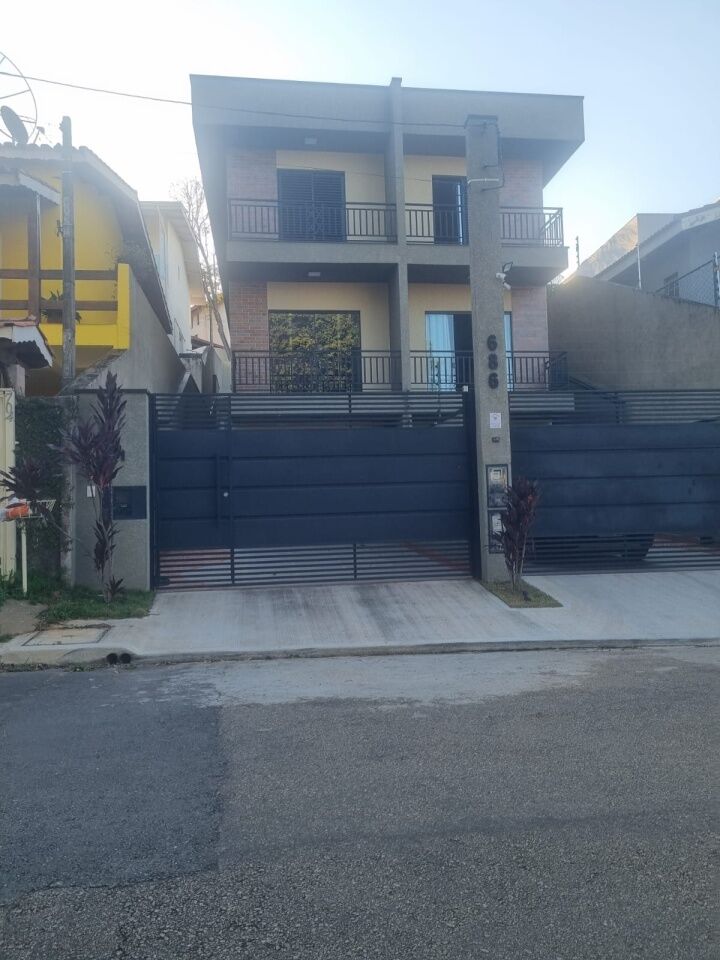 Casa Assobradada para Venda - Jardim do Lago