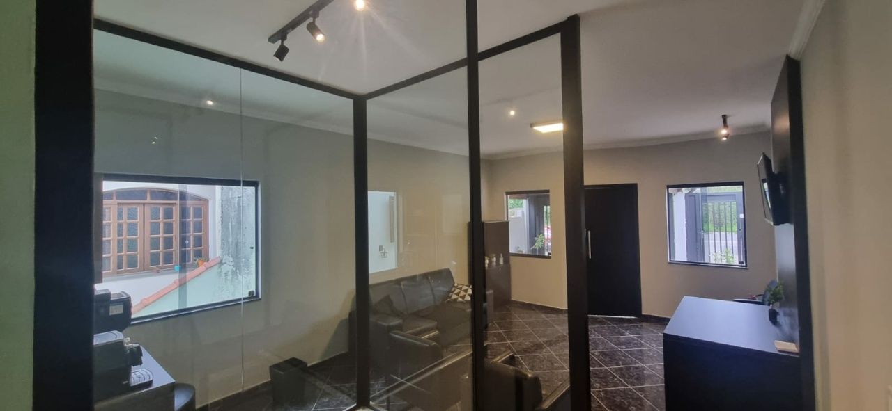 Casa Térrea para Venda - Centro