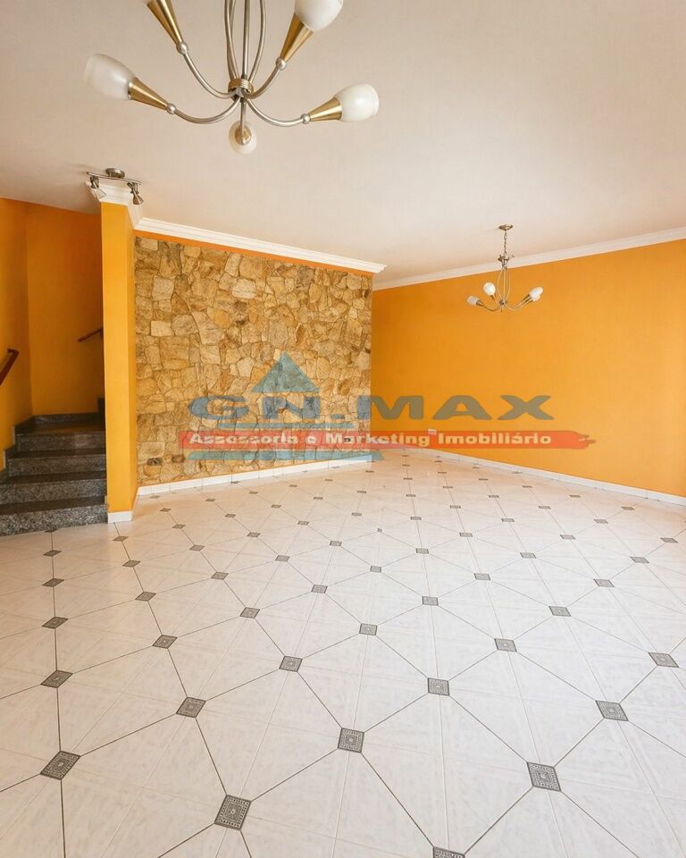 Sobrado para Venda - Vila Am