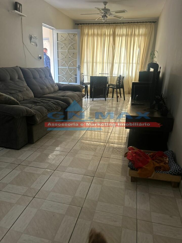 Casa para Venda - Vila Serralheiro