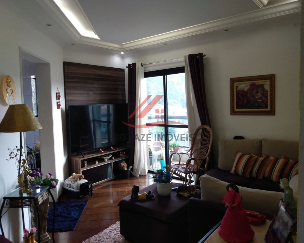 Apartamento com 2 quartos, sendo 1 suíte no Jardim Guapituba