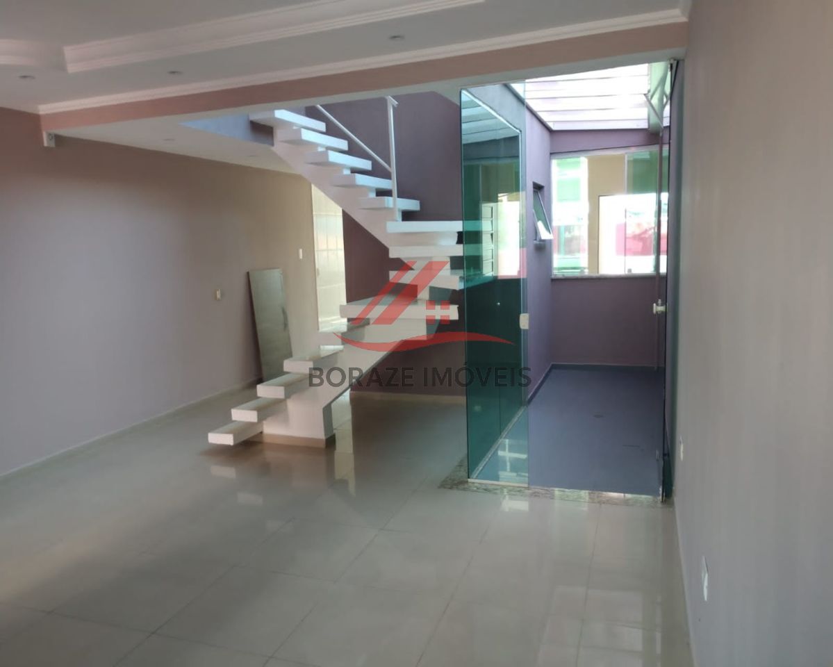 Sobrado com 3 quartos para venda na Vila Assis em Mauá