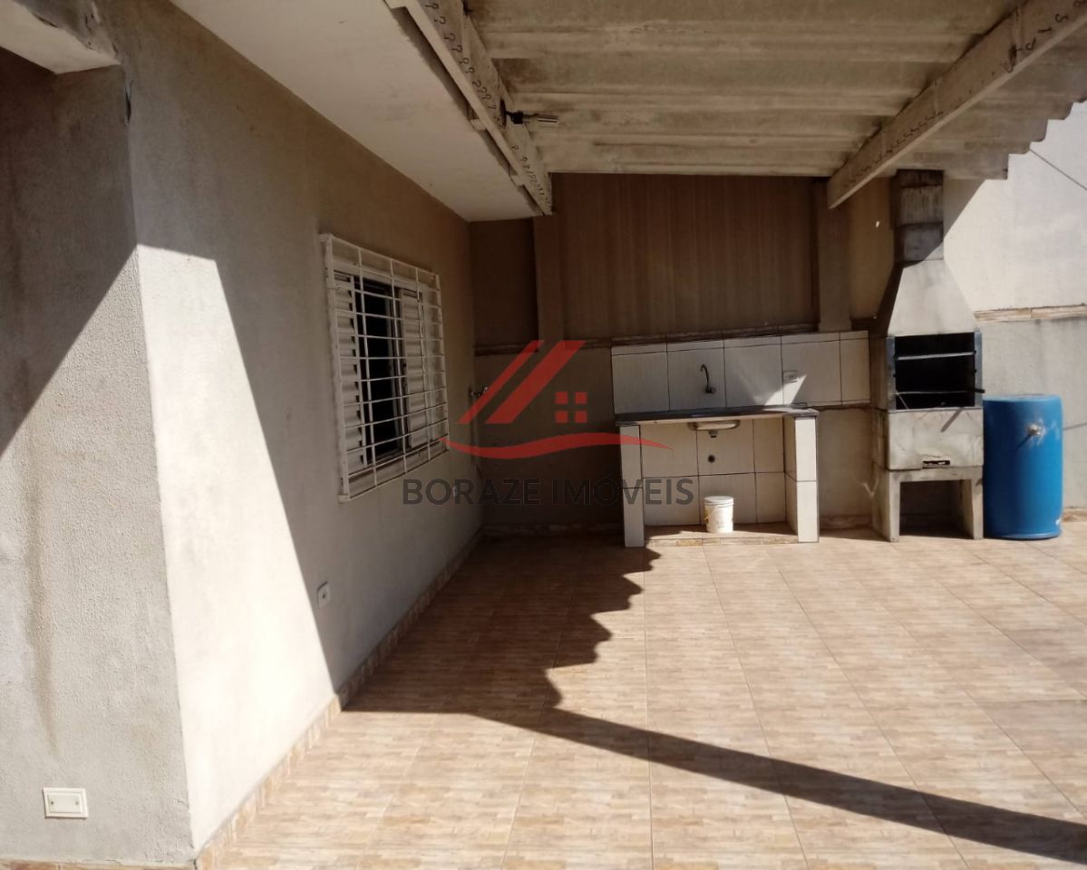 Sobrado com 3 quartos, sendo 1 suíte para venda na Vila Falchi em Mauá