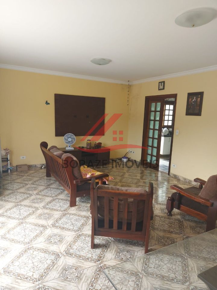 Sobrado com518m²  para venda na Vila Aurora em Ribeirão Pires.