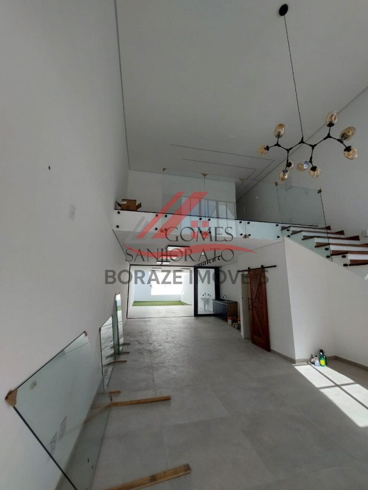 Sobrado com 2 quartos, sendo 1 suíte para venda na Vila Vitória em Mauá