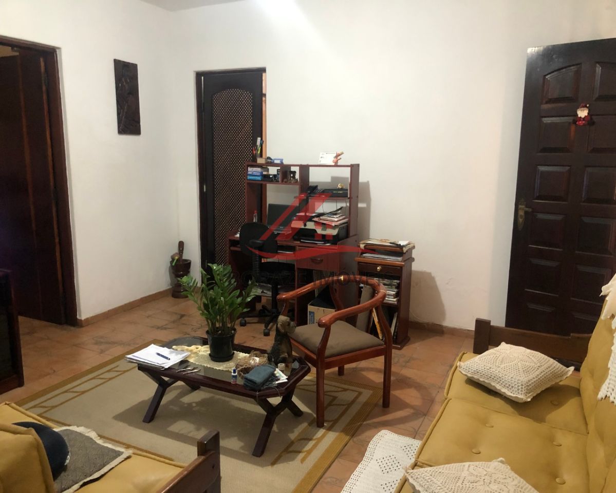 Casa com 3 quartos para venda na Vila Assis em Mauá