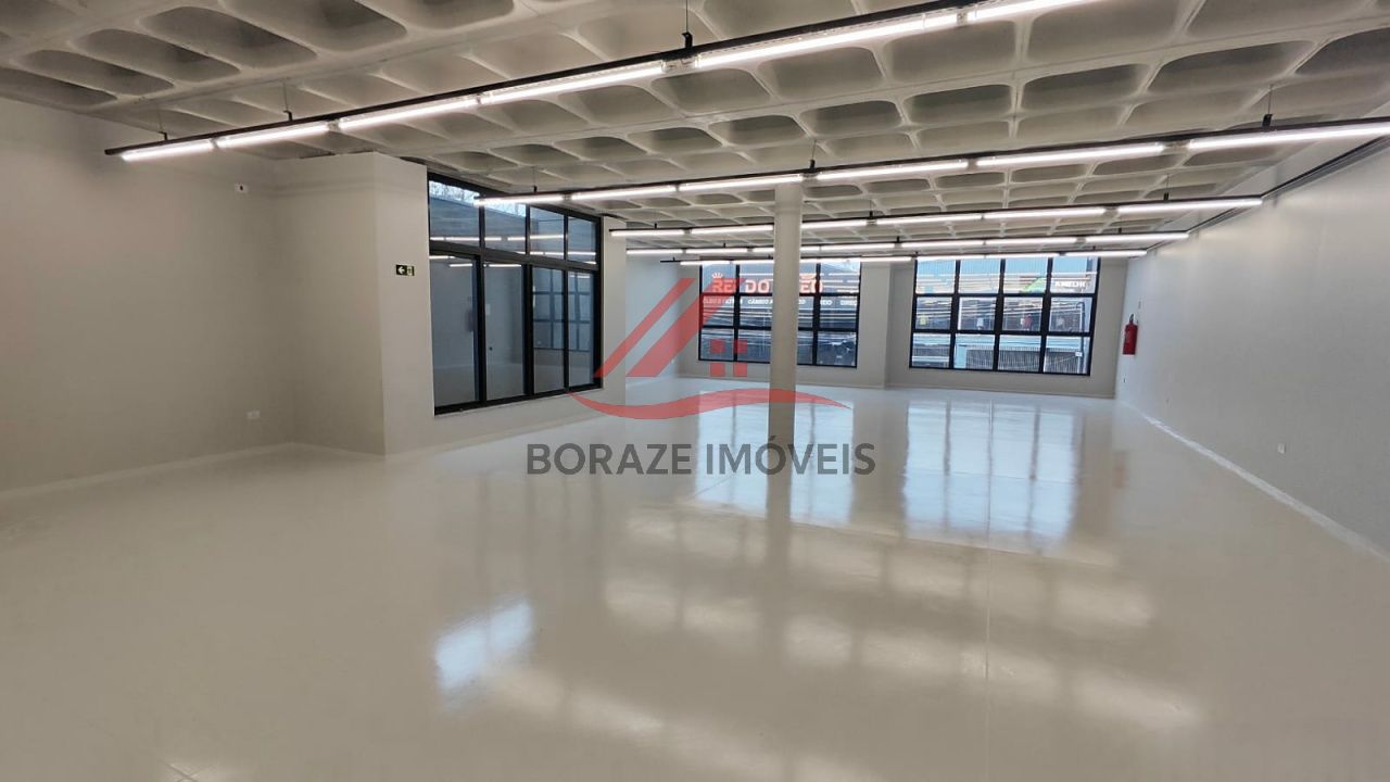 Prédio comercial para venda na Matriz em Mauá.
