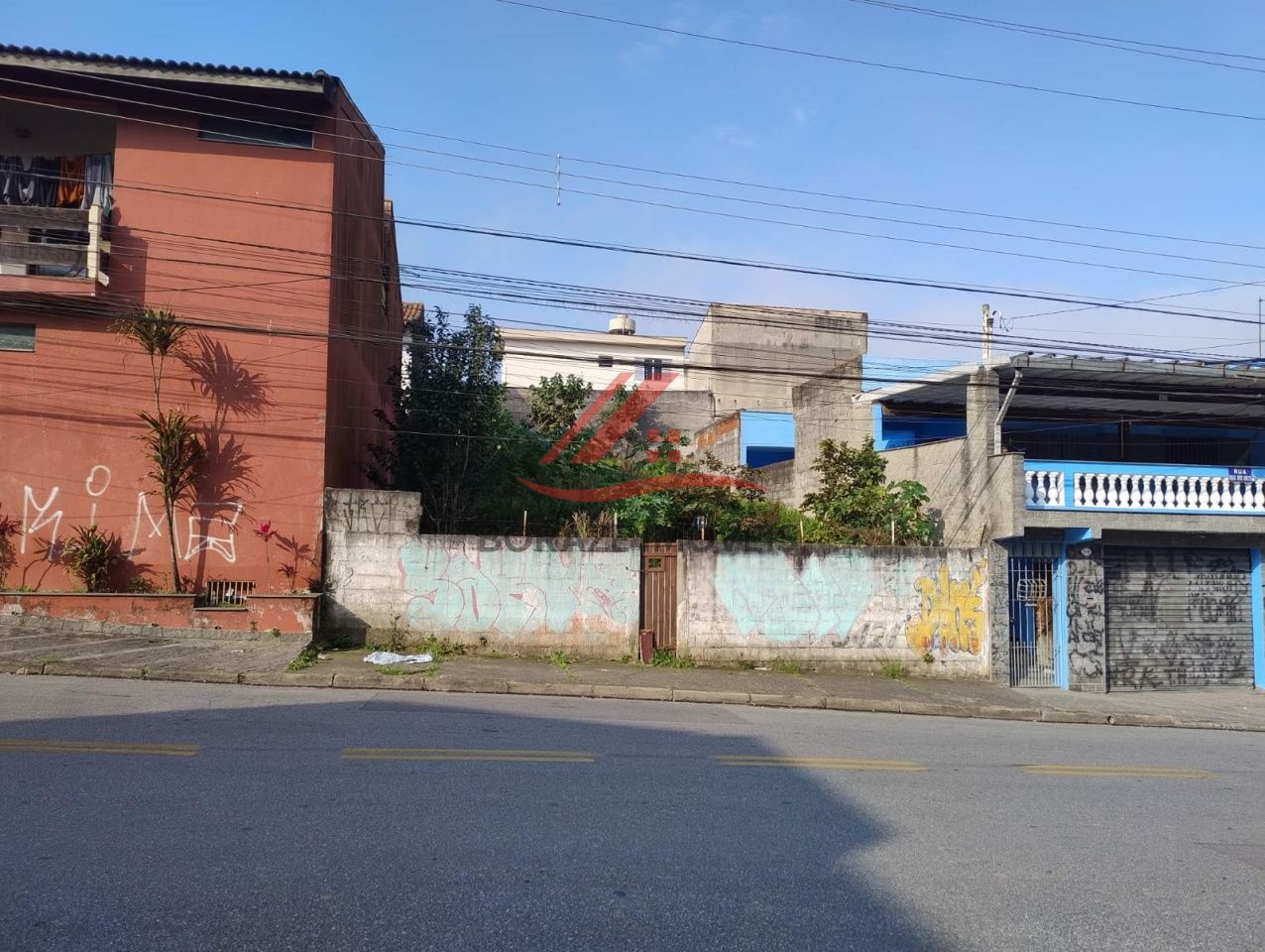 Terreno com 250m² para venda na Vila Assis em Mauá