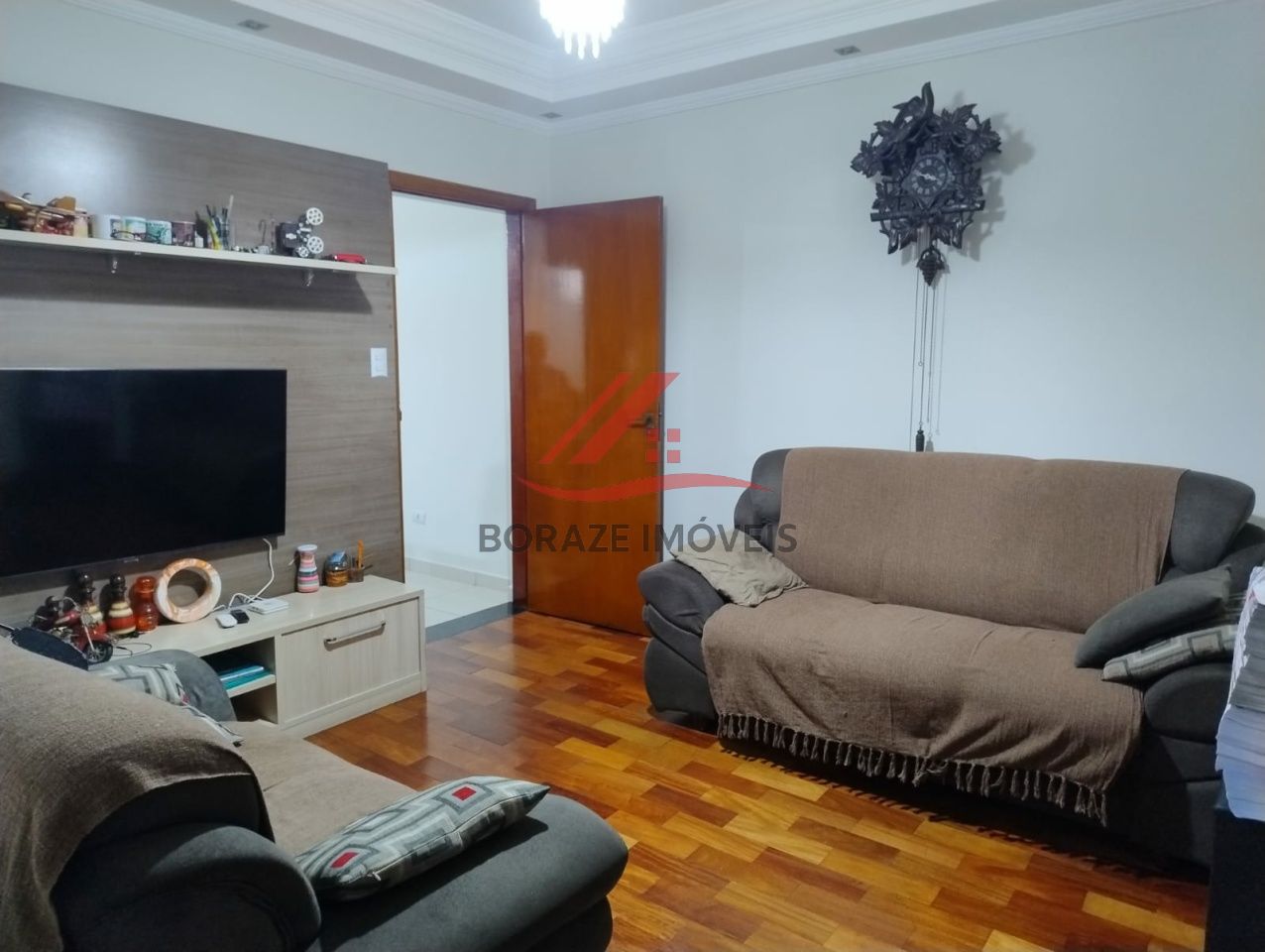 Casa totalmente reformada com 160m² de área útil na Vila Nossa Senhora das Vitórias ? Mauá