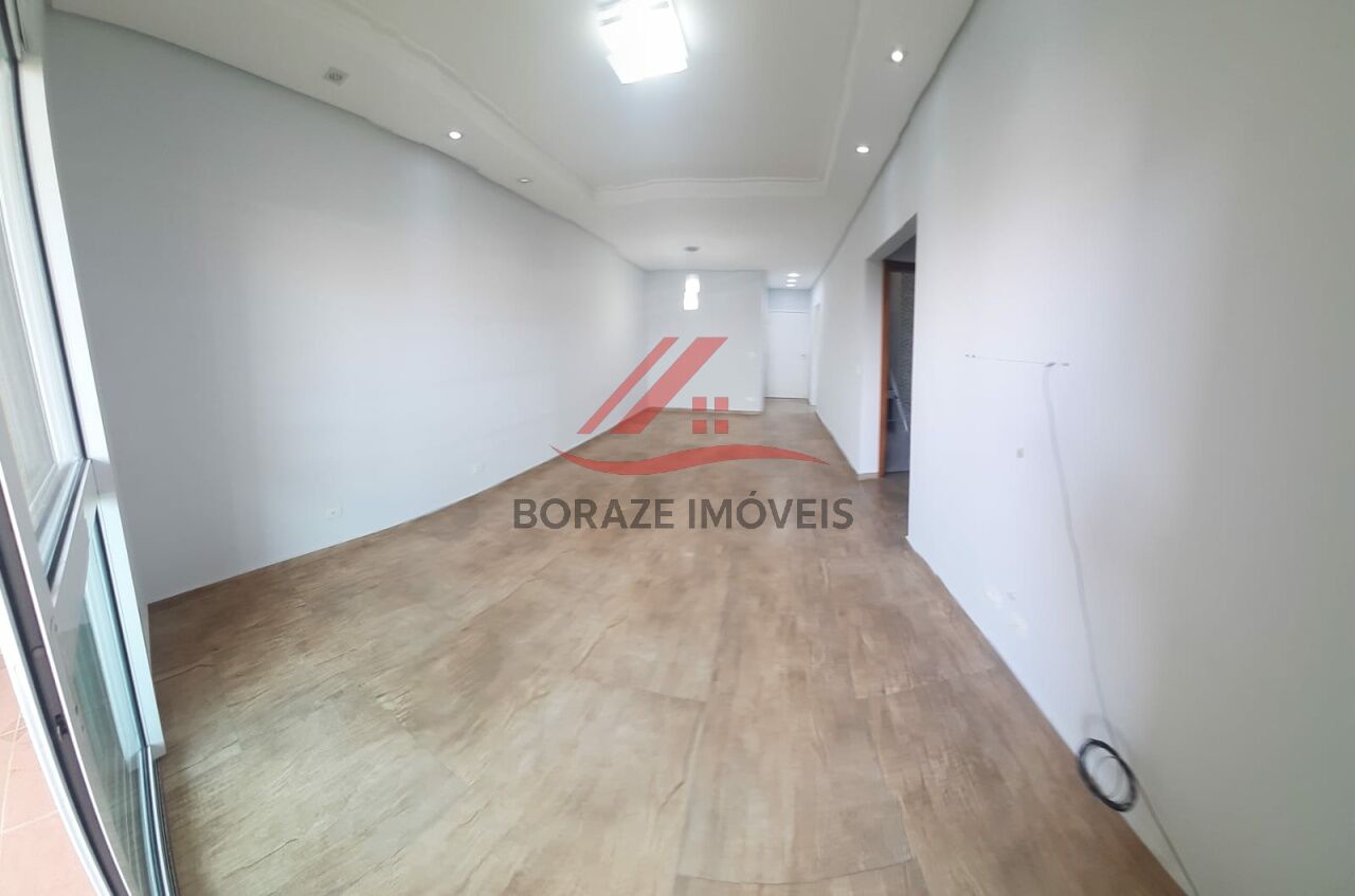 Casa para venda com 70 m² com 3 quartos sendo 1 suíte no Parque São Vicente em Mauá.