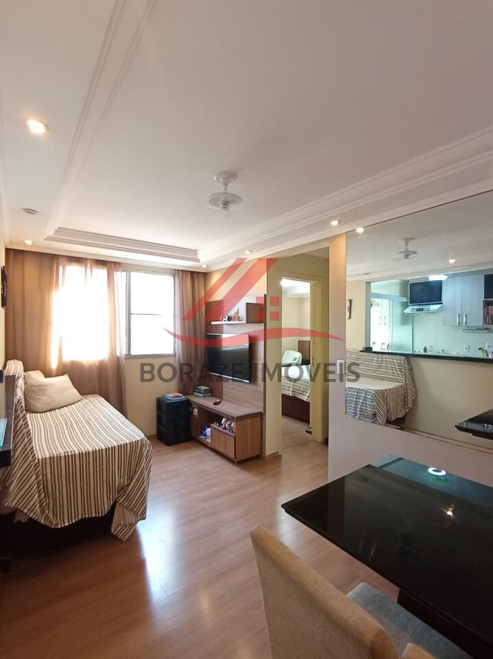 Apartamento a venda no Paque São Vicente, Mauá.