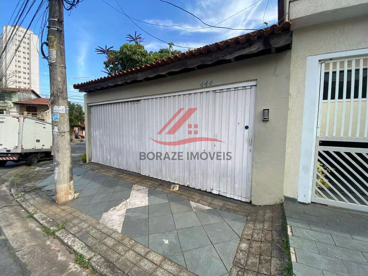 Sobrado Áreas 223,00m² total/terreno 210,00m² útil/construída  à Venda n Jardim Araguaia e Mauá/SP. 