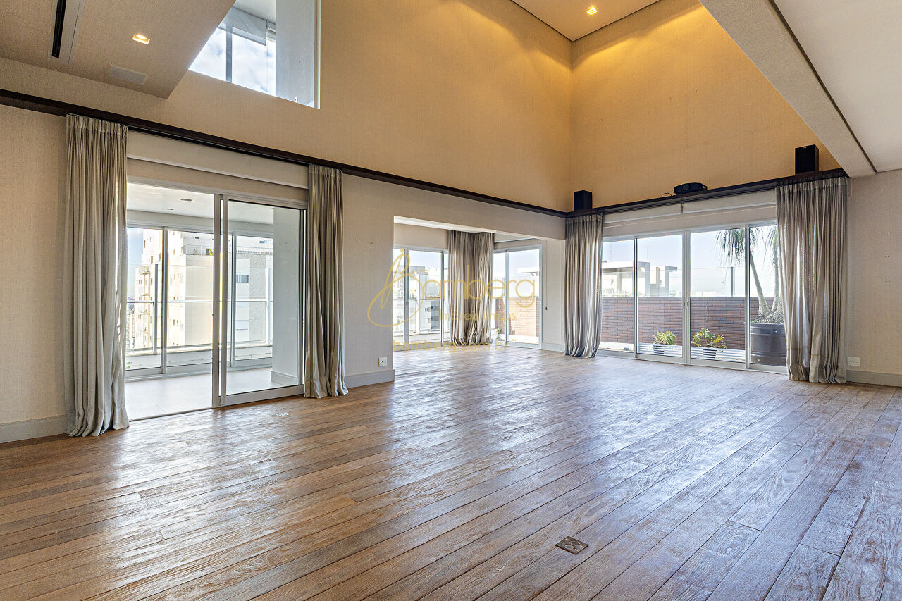 Apartamento no bairro Campo Belo - São Paulo