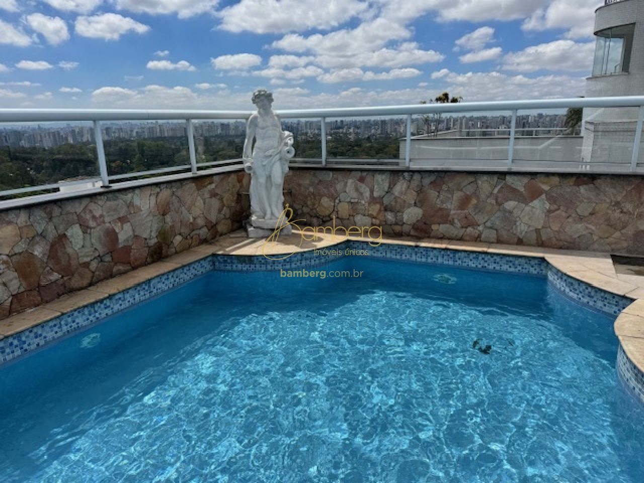 Apartamento no bairro Jardim Marajoara - São Paulo