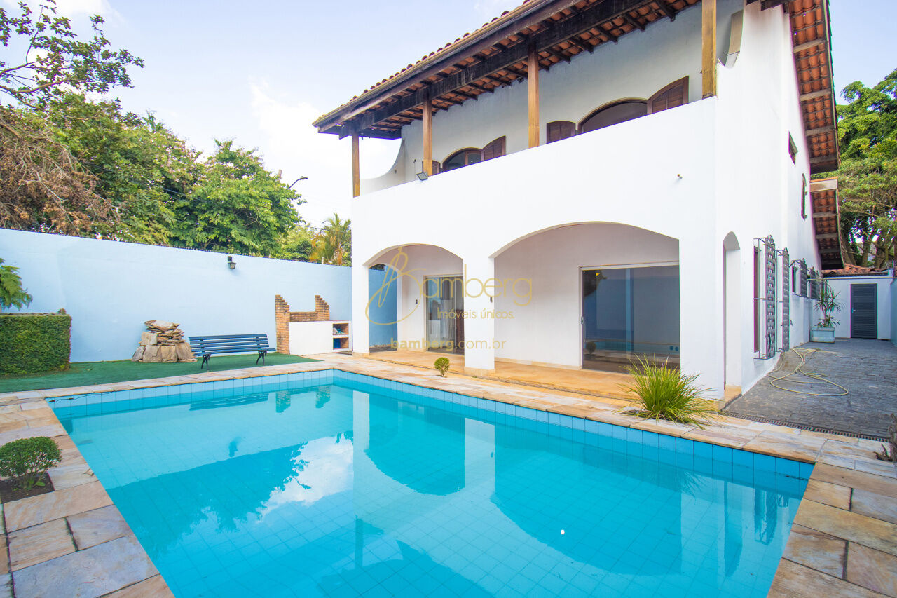 Casa no bairro Interlagos - São Paulo