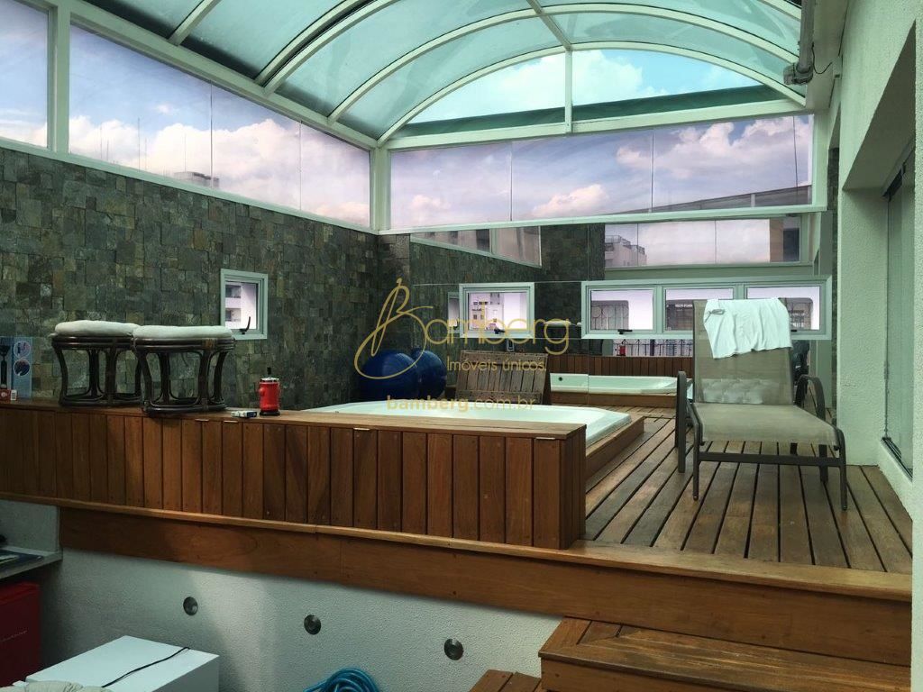 Apartamento no bairro Moema - São Paulo
