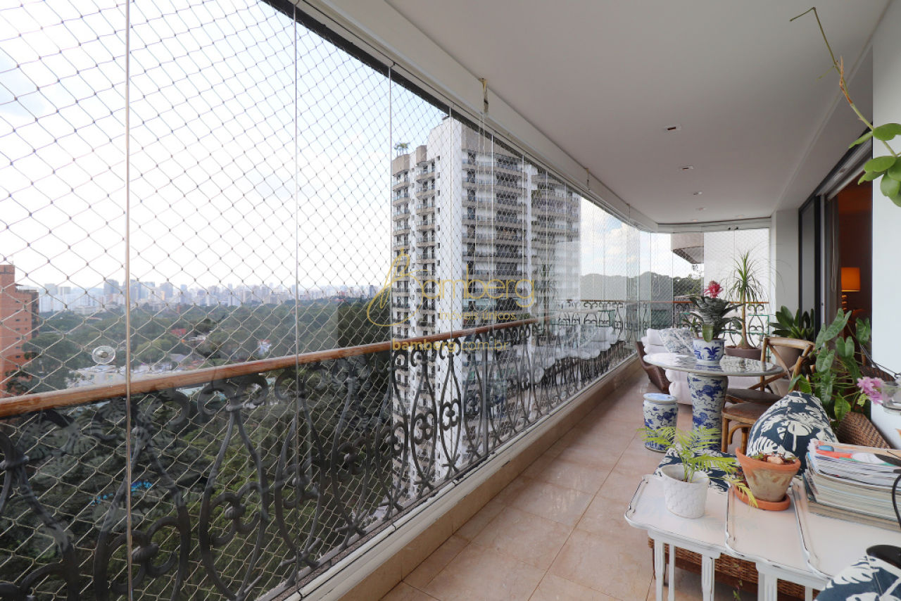 Apartamento no bairro Alto da Boa Vista - São Paulo