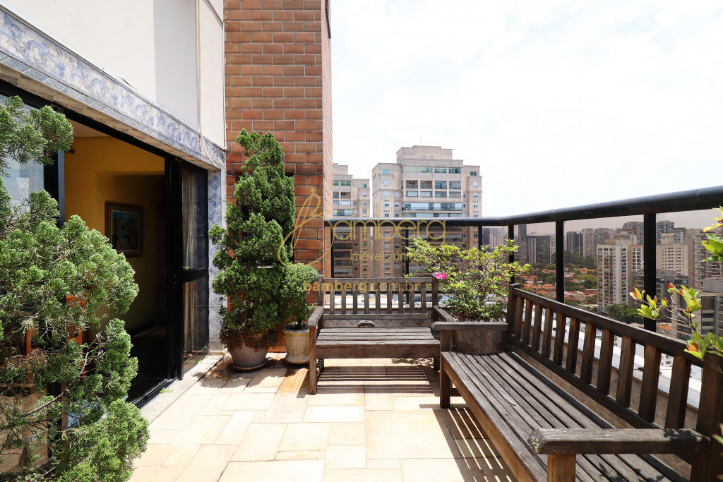 Apartamento no bairro Brooklin Paulista - São Paulo