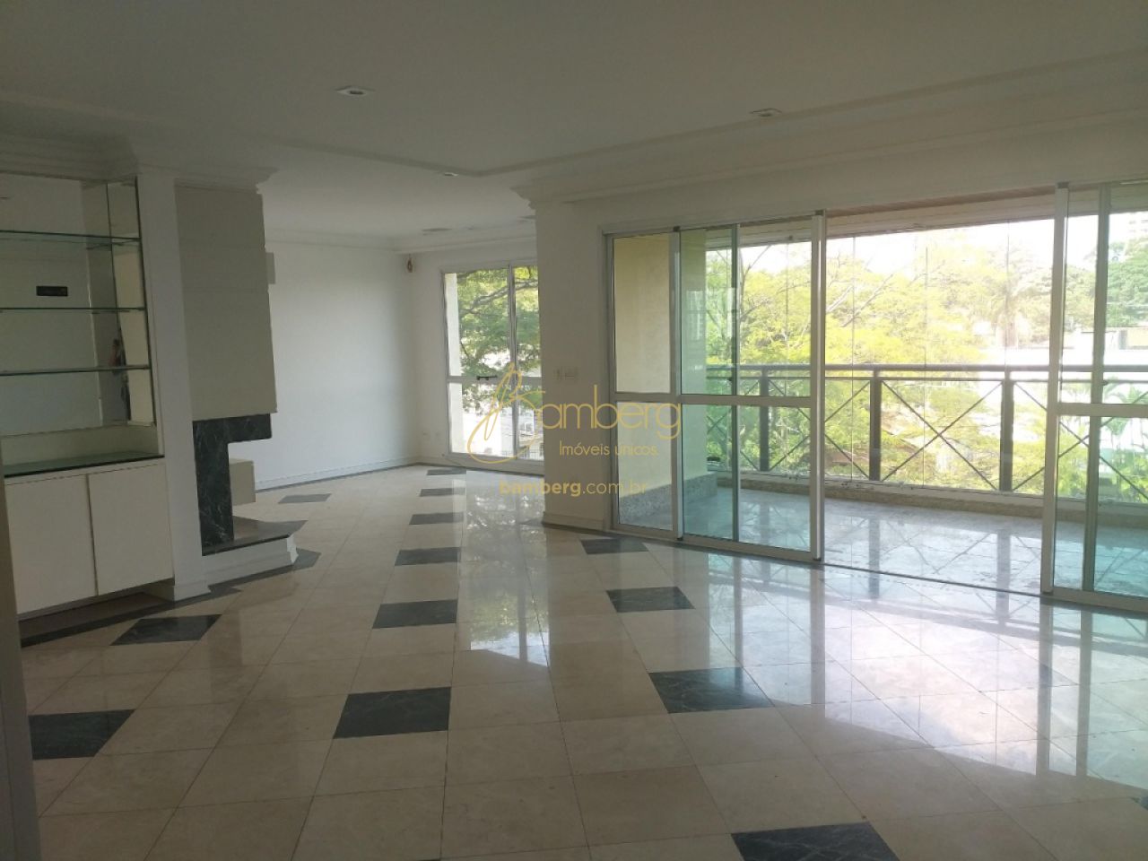 Apartamento no bairro Alto da Boa Vista - São Paulo