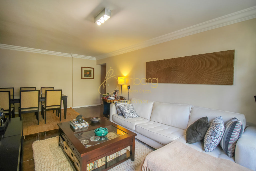 Apartamento no bairro Moema - São Paulo