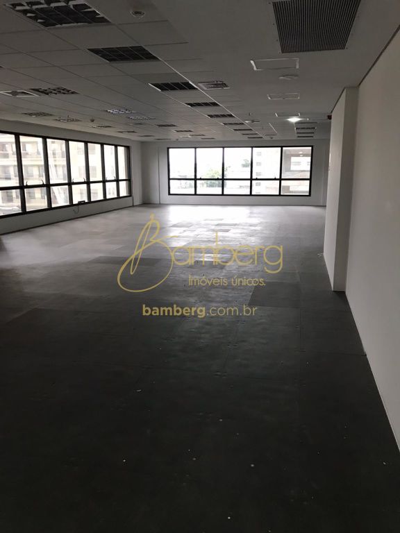 Comercial no bairro Alphaville Industrial - Barueri