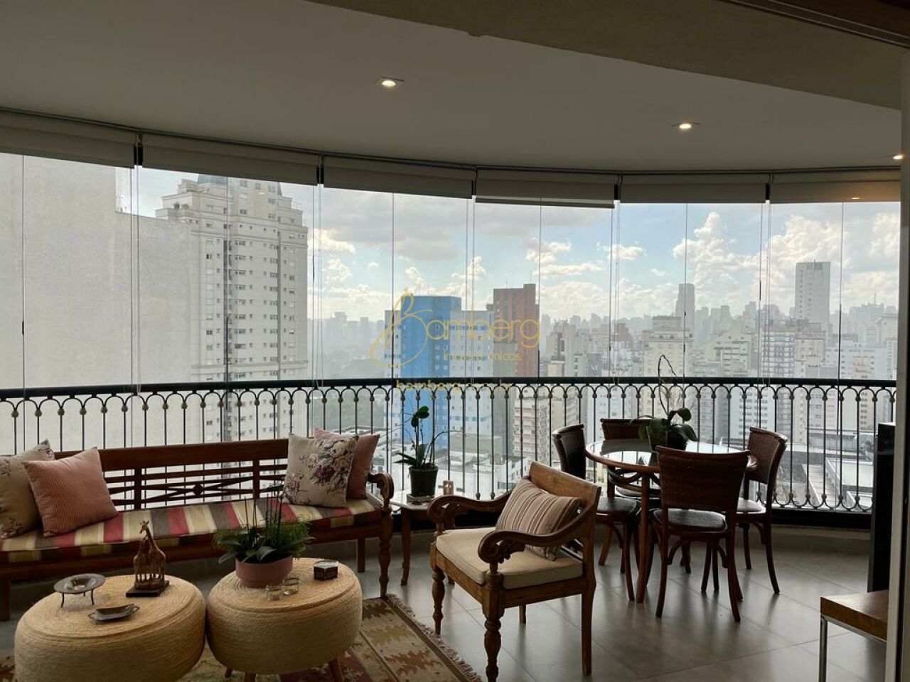 Apartamento no bairro Jardim Paulista - São Paulo