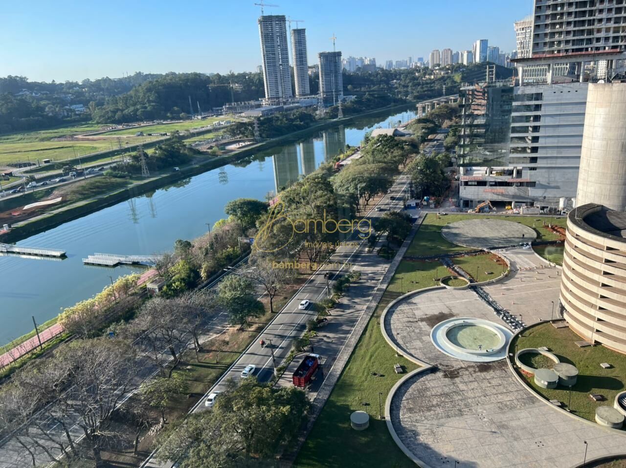 Comercial no bairro Chácara Santo Antônio  - São Paulo