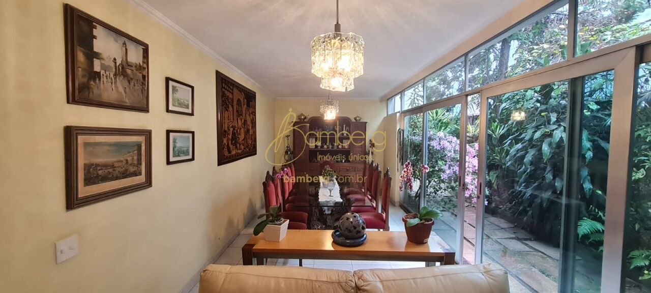 Casa no bairro Moema - São Paulo