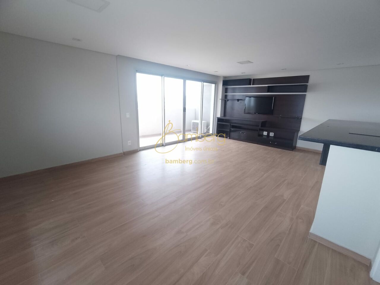 Apartamento no bairro Granja Julieta - São Paulo
