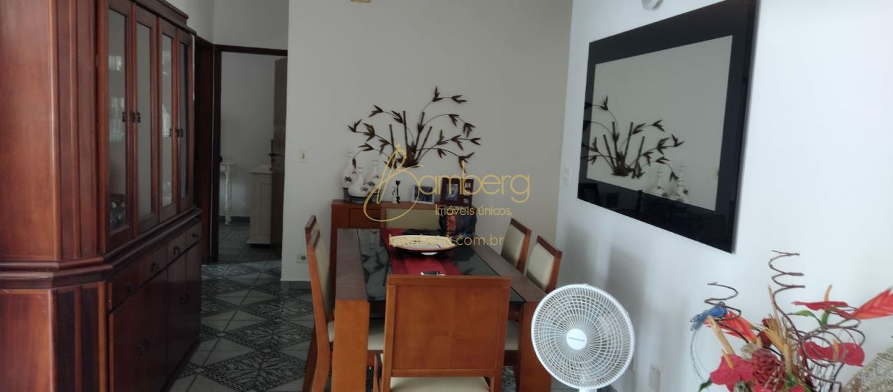 Apartamento no bairro Enseada - Guarujá