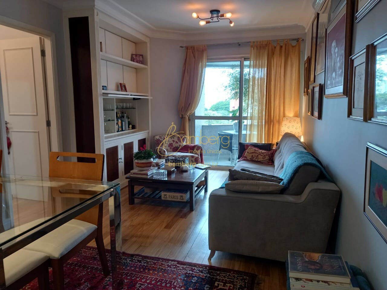 Apartamento no bairro Moema - São Paulo