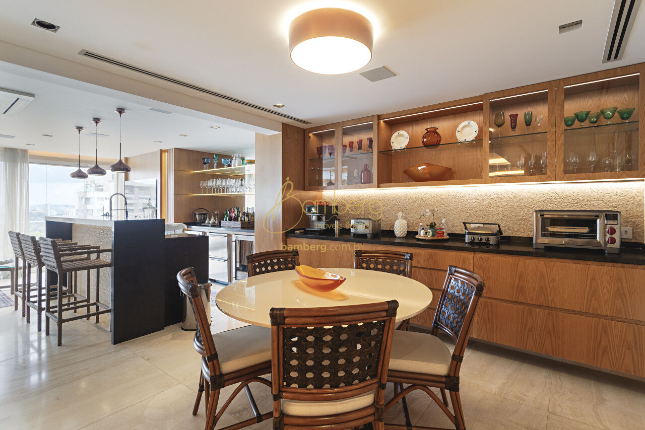 Apartamento no bairro Campo Belo - São Paulo
